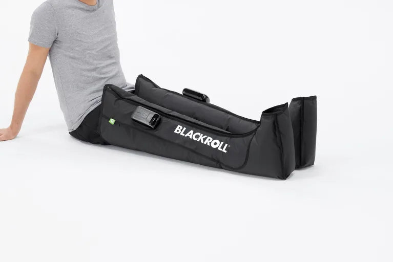COMPRESSION BOOTS. Kompressionsmassage für deine Beine. Zuhause und unterwegs.